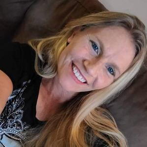 Meet your Posher, Charlotte